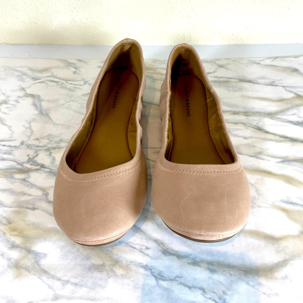 Lucky Brand Comfortable Ballet Flats. Round Toe,Light padded with Flexible Shoe.